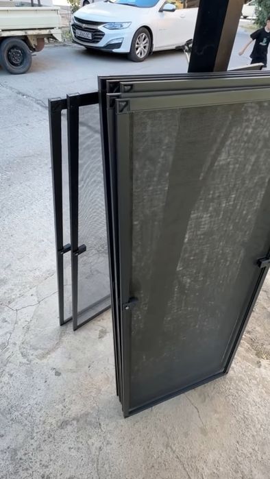 москитные сетки на окна