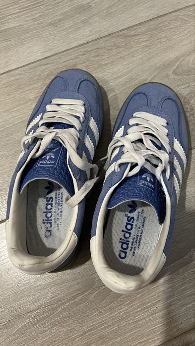 Кеды новые. Голубые 35 размер