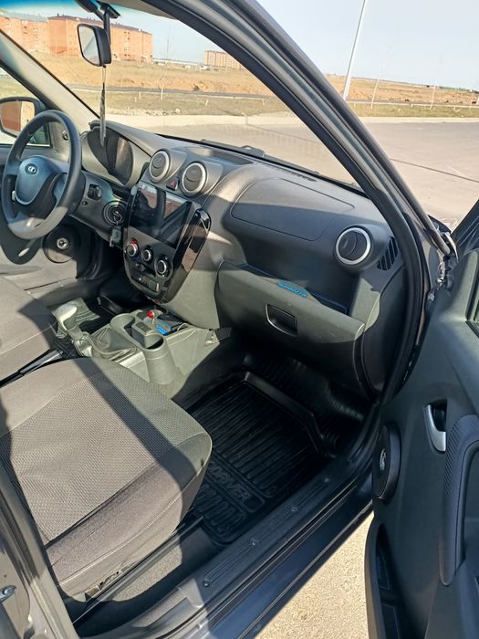 Продам гранта лифтбек