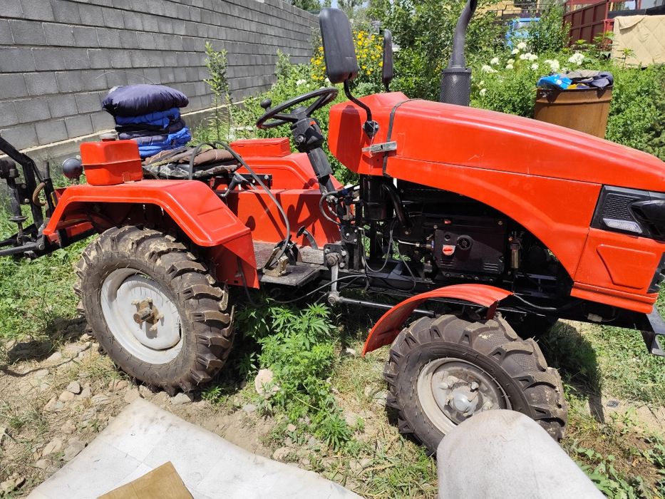 Мини трактор новый