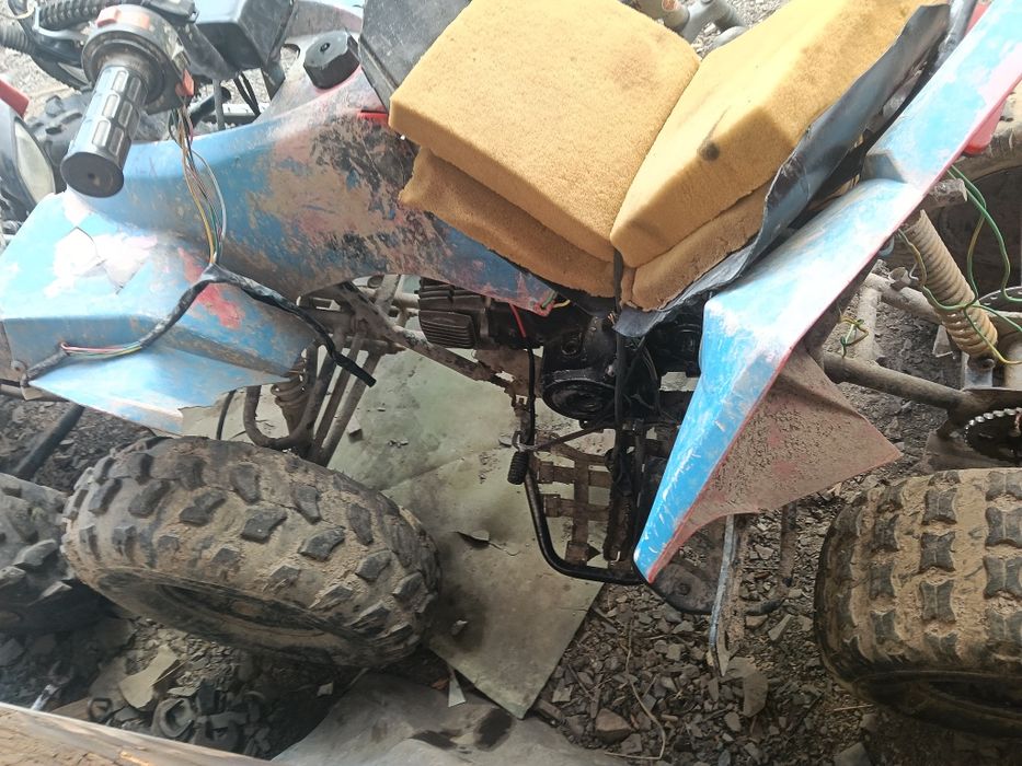 Vând schimb sau dezmembrez ATV de 125