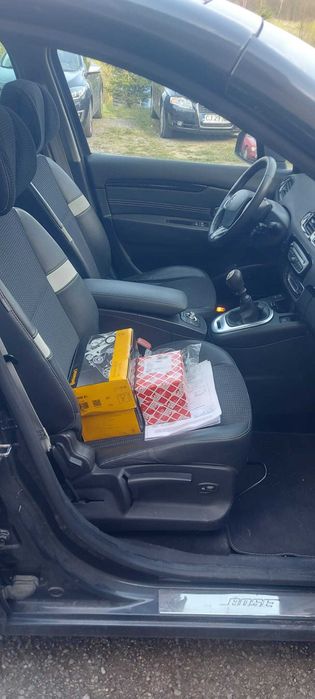 dezmembrez Renault Grand Scenic 1.5 dci/110 cp/an fabricație 2011