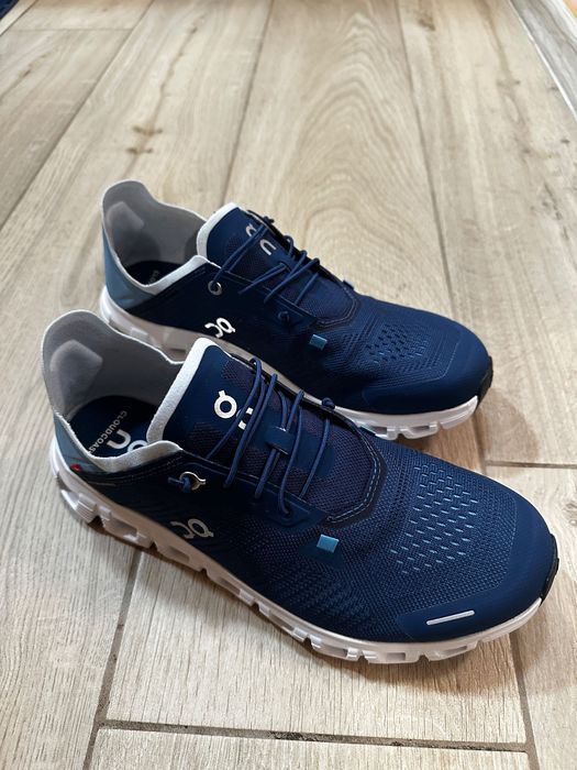 On Cloud 6 Coast маратонки чисто нови