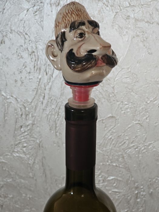 Пробки для бутылок подарочные