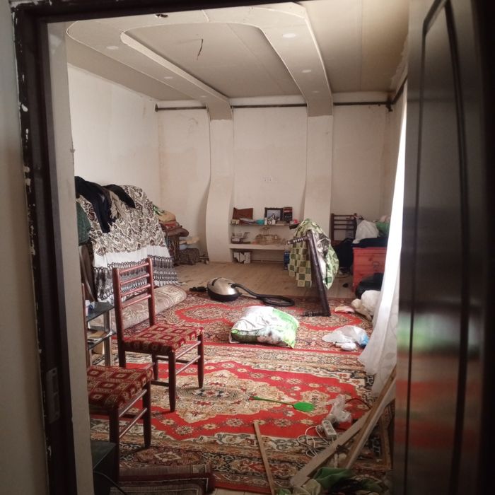 Uy sotiladi 18 soʻtiq sharlavuq