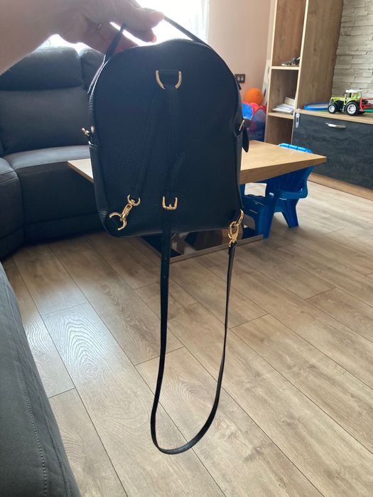 Дамска раница (естествена кожа)