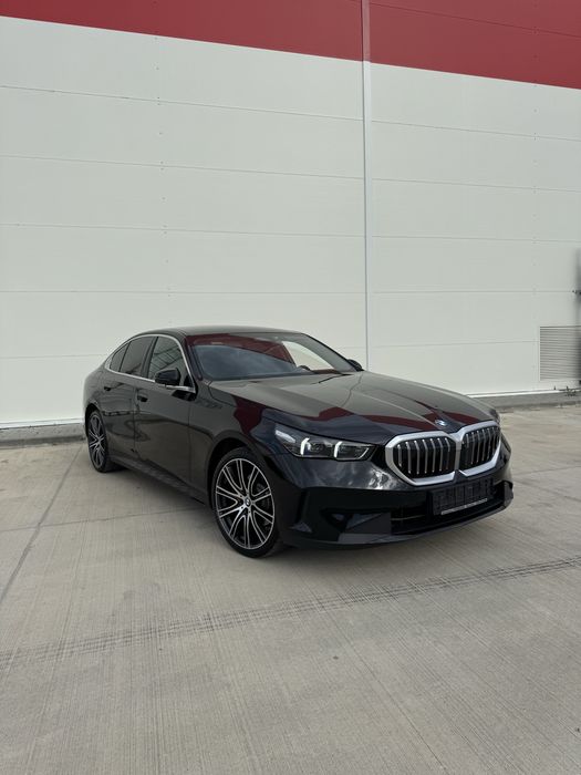 BMW 5 Series 2024 — imagine 2