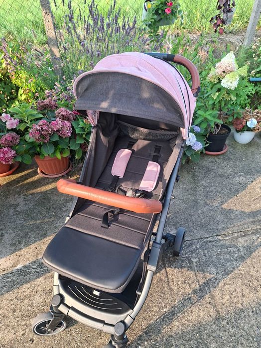 Carucior sport momi