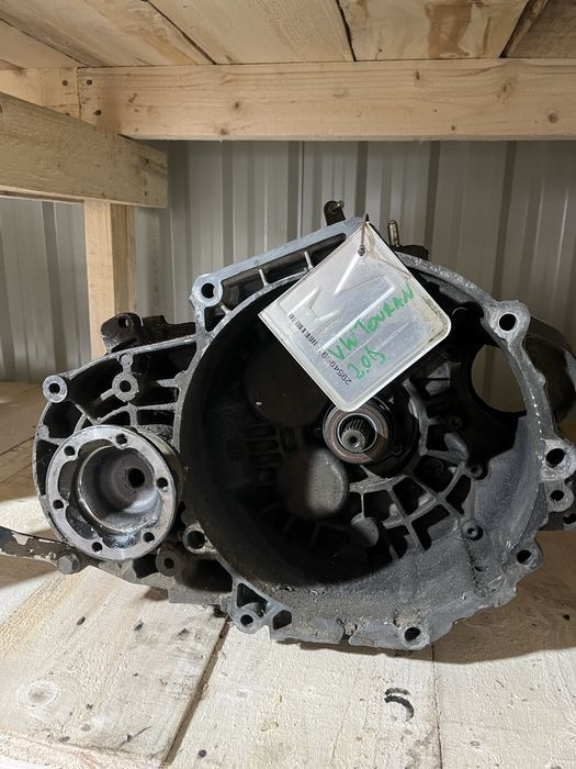 cutie viteze vw touran 2 litri