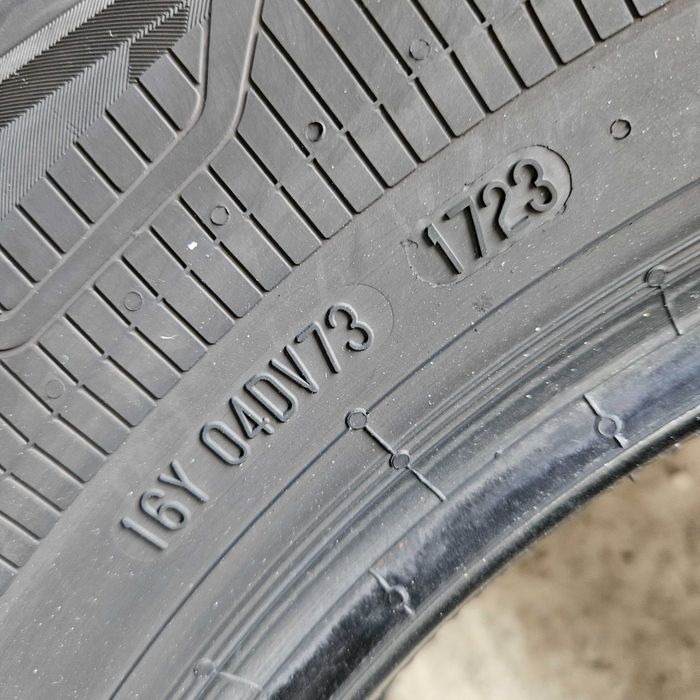 2 летни бусови гуми 235/65R16C Continental VanContact Eco 115/113R DOT2023 made in Slovakia