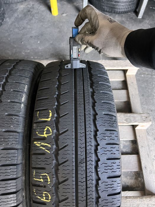 2 anvelope iarna 215/65/16 c , nokian