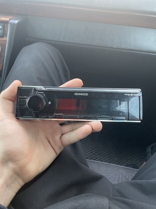 Съемная панель Kenwood KMM-BT408