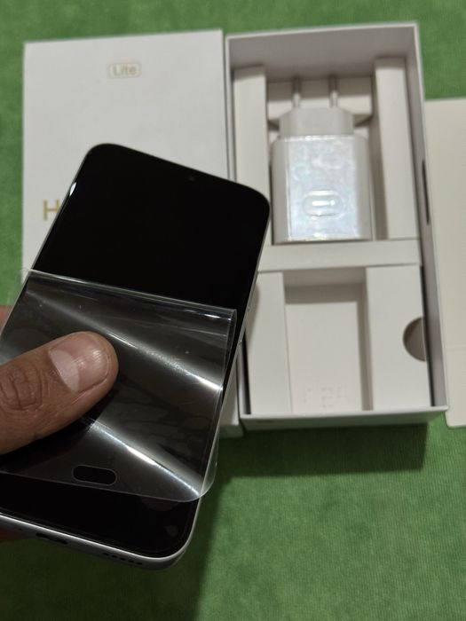 Honor 400 lite 10/10 idial 8+8/256