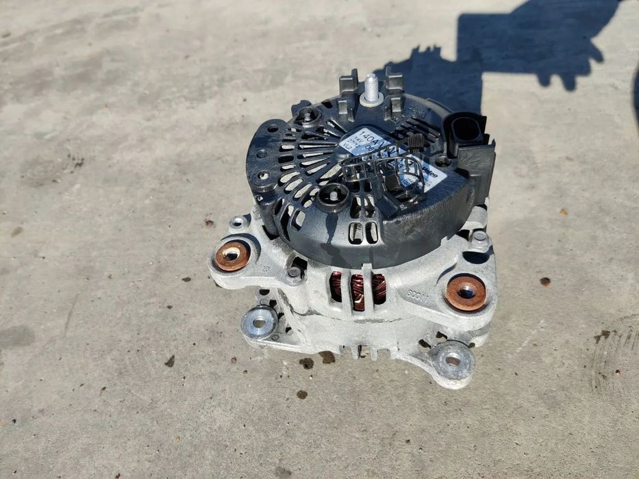Alternator motor 2.0 CAG Seat Exeo Audi A3 A4 A5 Vw Skoda 06F903023P