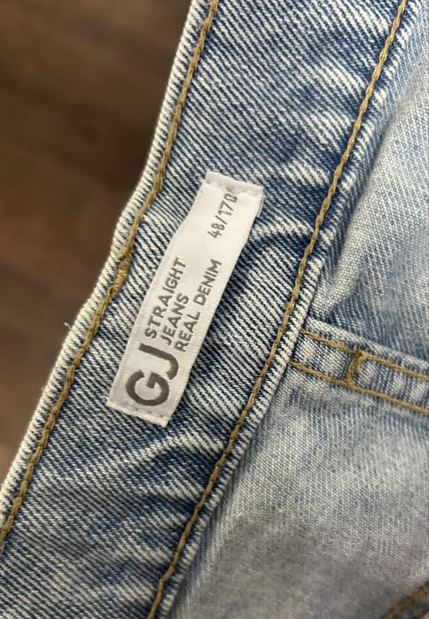 Продам Джинсы «GJ»