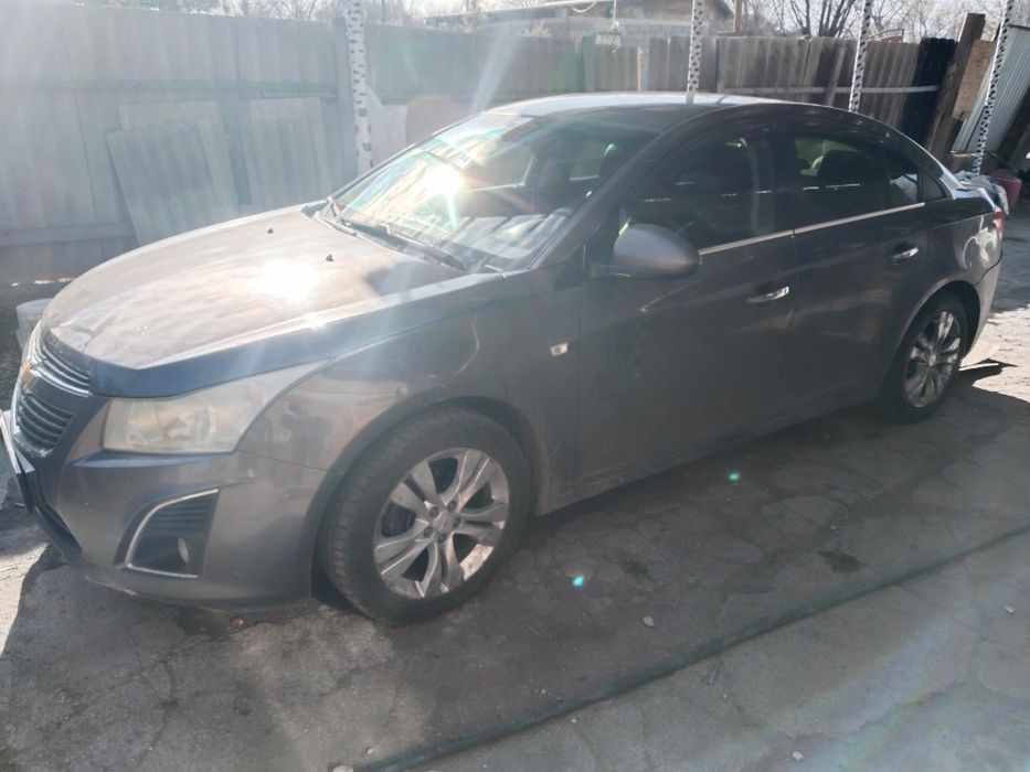 Шевроле Круз 2013