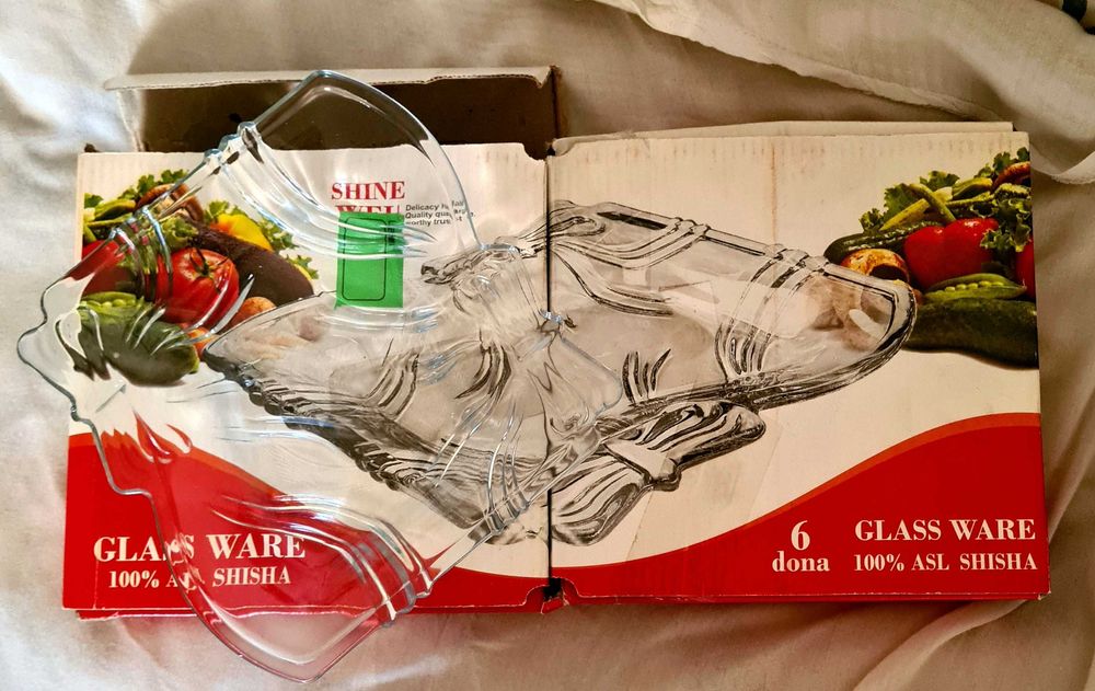 Стеклянные тарелки