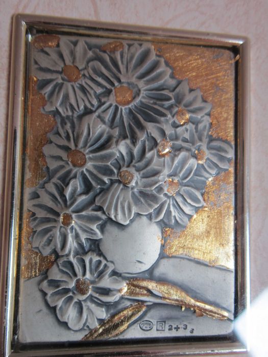 cadou rar tablou mic Flori pe placa argint 999, foita aur Italia 1960