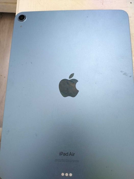 Айпад Air М1 5го поколения обмен на айфон