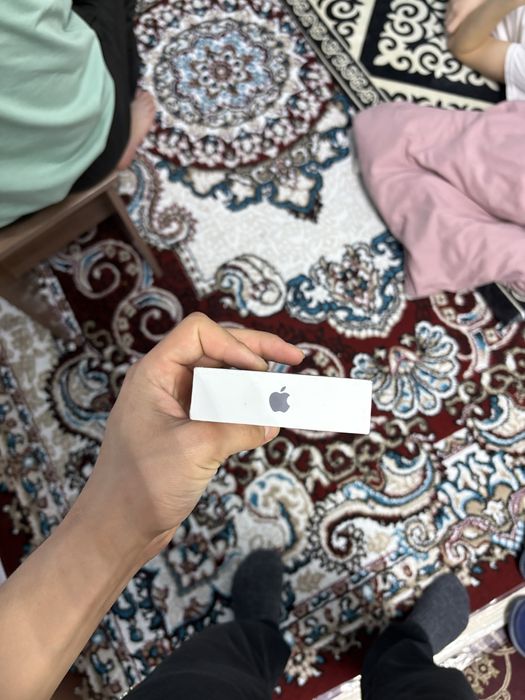 Каробка айфон 16 чёрный