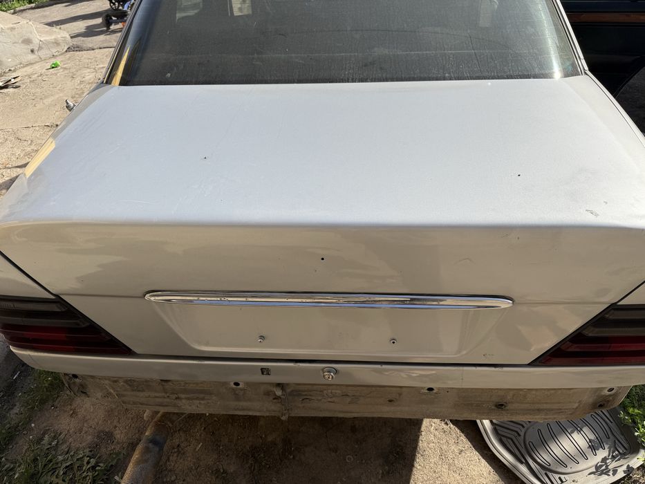 Мерседес w124 e300d
