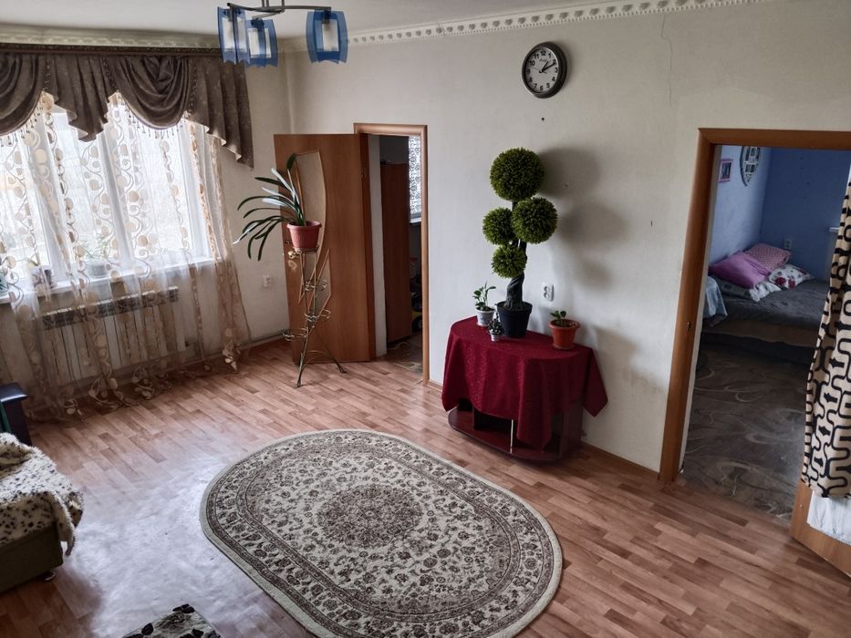 Продается дом в пригороде