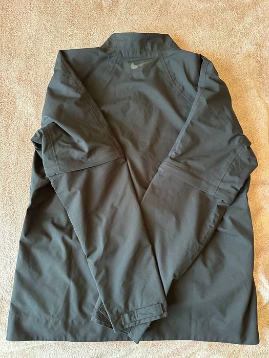 Nike golf waterproof jacket