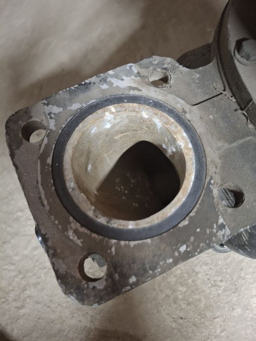 Продам насос водяной