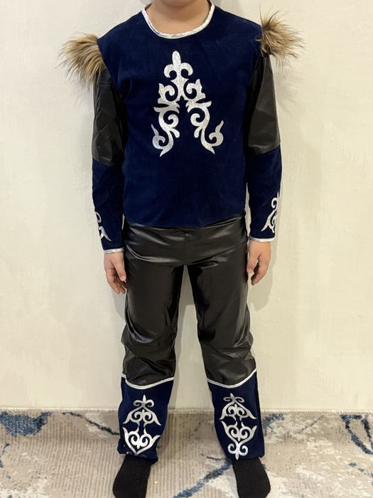 Костюм национальный