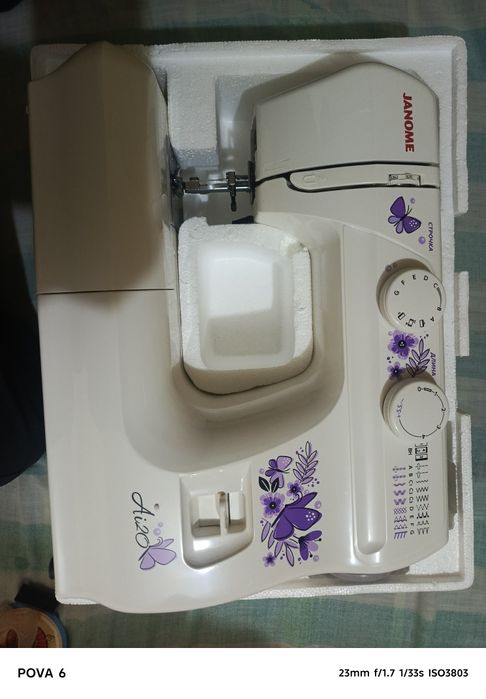 Продам швейную машину JANOME AI20 .