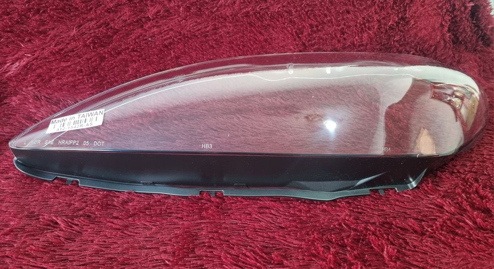 Тойота камри 35 стекло для фараы