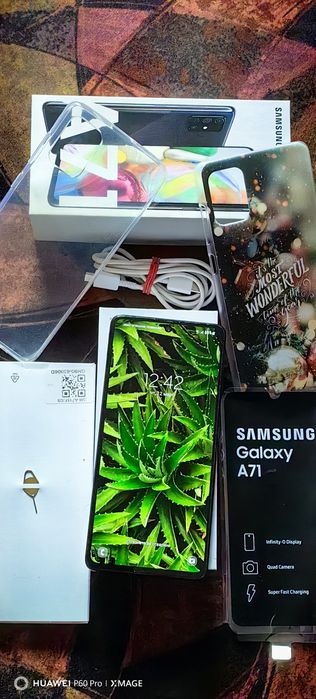 SAMSUNG GALAXY A71 5G-Перфектно Състояние.Пълен комплект+подаръци
