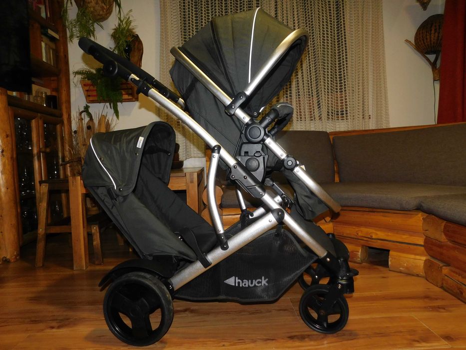 Carucior gemeni sau frati cu varste apropiate Hauck Duett 2