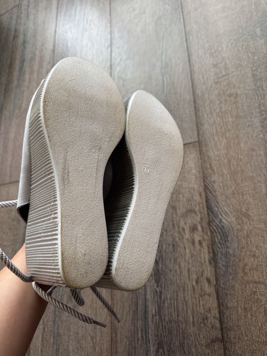 Дамски летни сандали на платформа