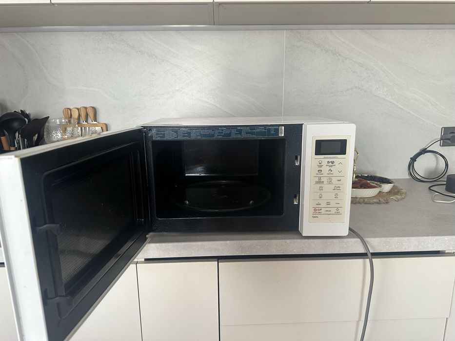 Микроволновая печь