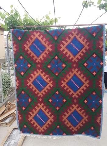 Covoare si macate  tesute manual noi!!