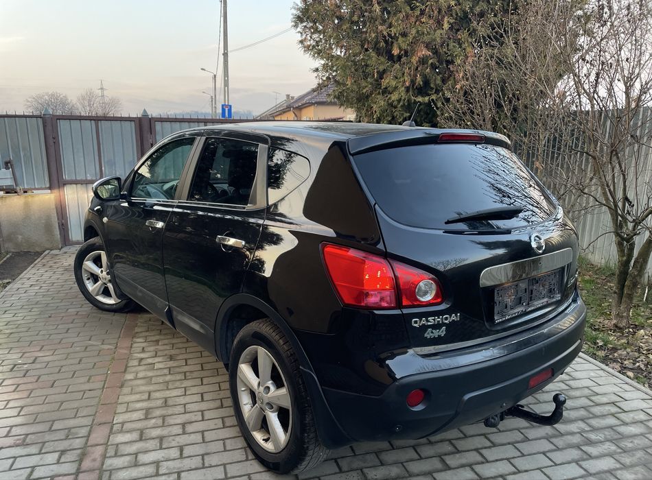 Nissan Qashqai 2.0 dCi 150 cp 4X4 2009
