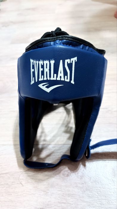Боксерский шлем Everlast