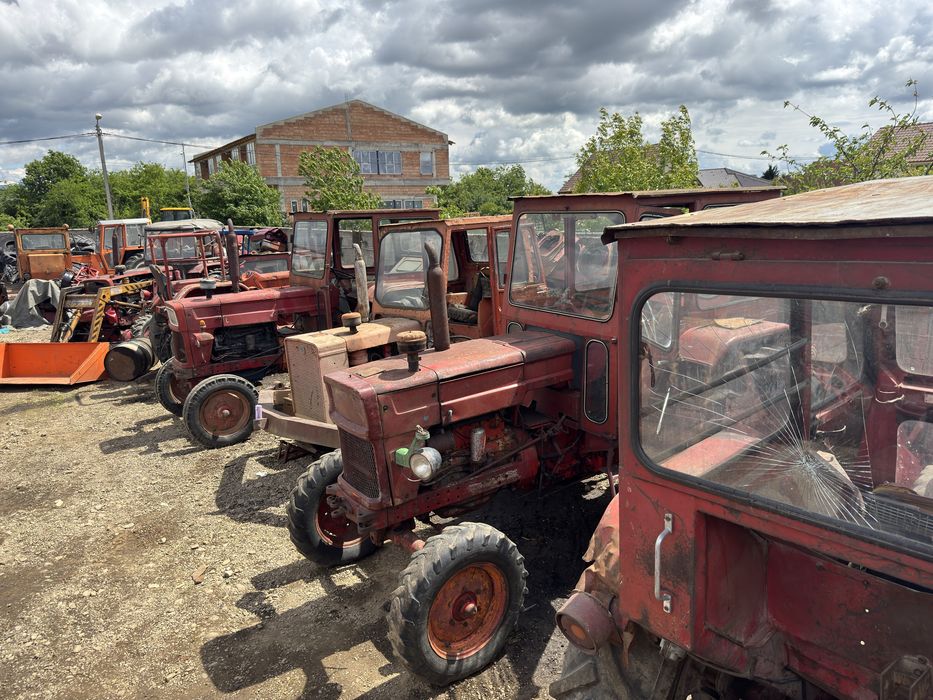 Tractoroare UTB 650M Export