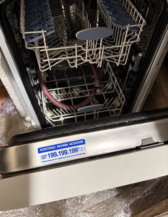 Посудомоечная машина Indesit