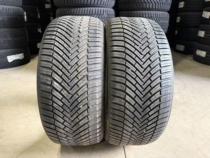 235/40/19 CONTINENTAL 2бр