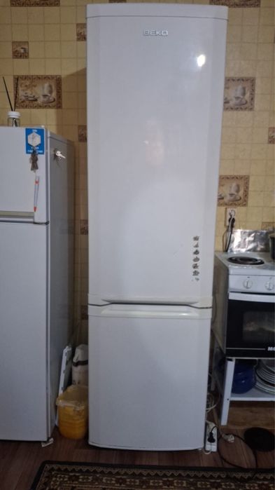 Срочно продам холодильник