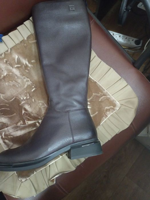 Сапоги.      .                  .