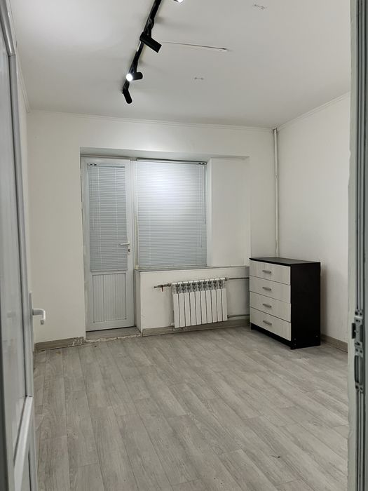 Продается 2 комнатная квартира Сасбукаева 32