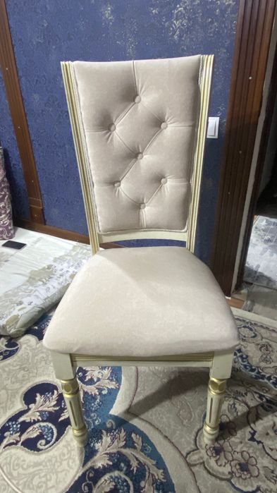 Stol va stul komplekt