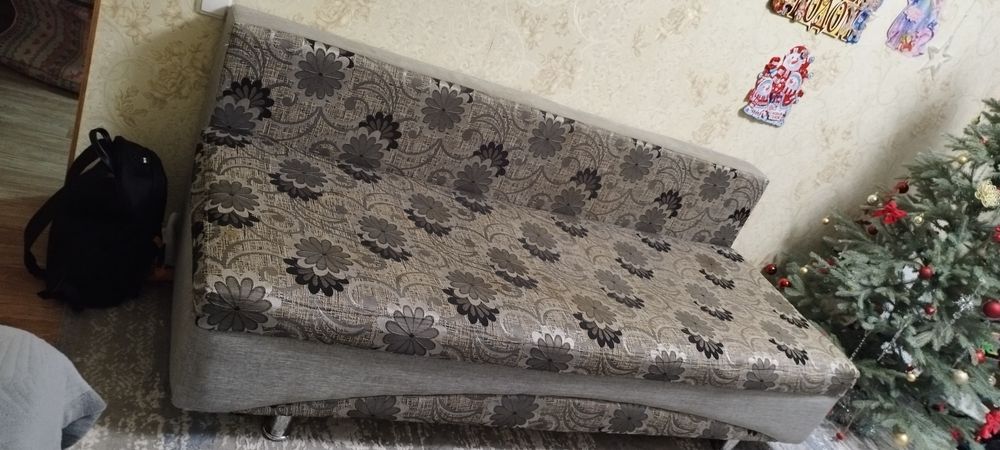 Диван( Тахта) в дар