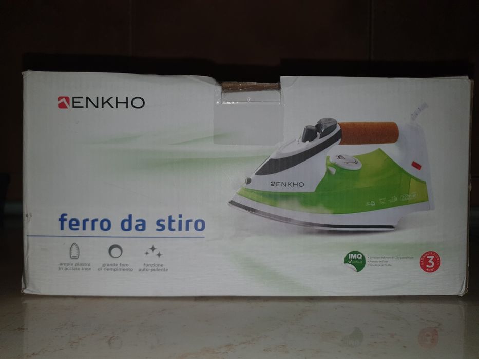 Vând fier de călcat