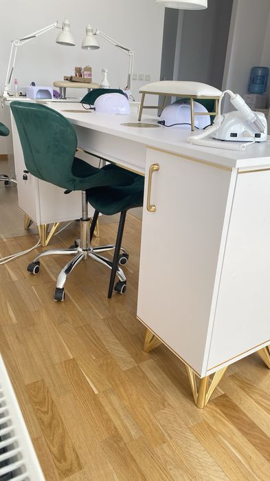 Masa manichiura cu aspirator Turbo nails sistem