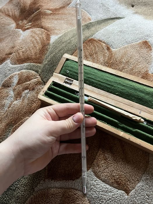 Градусник лабораторный