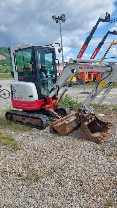 Takeuchi TB23R ,2018  2425 ora